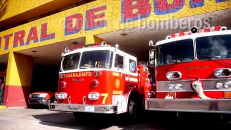 Spanish Words Kids Love: Medios de transporte from Spanish Playground