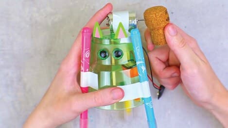 DIY STEM Craft: Vibrating Artist Robot