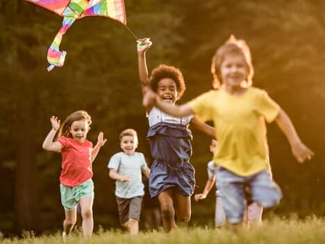 Super Pedestrians: Learning About Traffic Signs and Safety