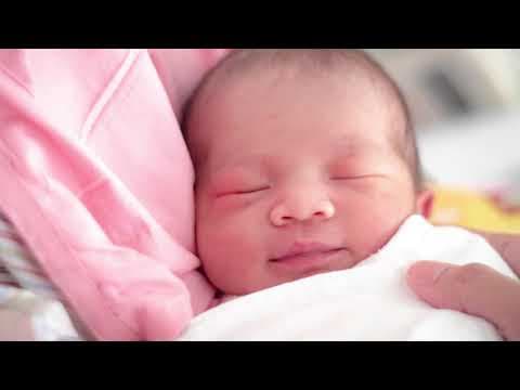 How to swaddle a baby with a blanket -  -