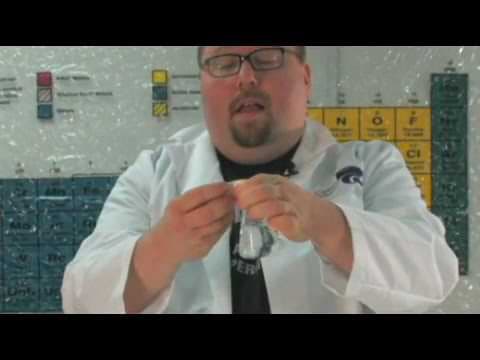 How to Blow Up a Balloon With Baking Soda & Vinegar - YouTube