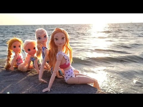 Super Beach day ! Elsa & Anna toddlers-Barbie-sand play-water fun-splash-sunset