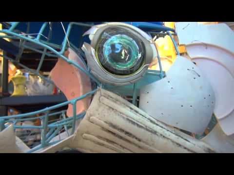 Washed Ashore, Art to Save the Sea - YouTube