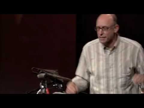 Michael Pollan Gives a Plant Eye View