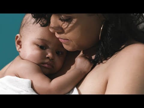 The benefits of skin - to - skin with your baby