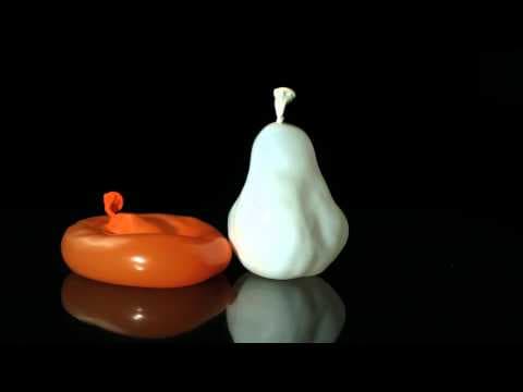 Slow Motion- Water Balloons Free Falling