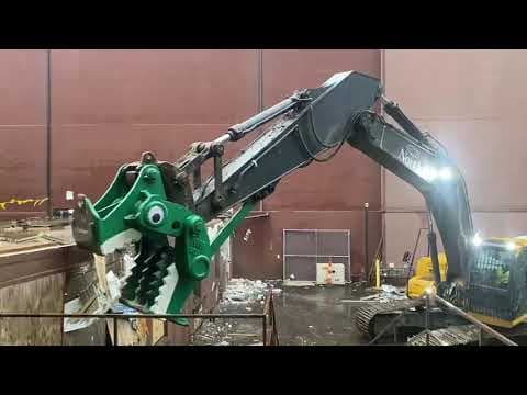 Around the Block with street artist David Zinn