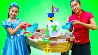 Hana Pretend Play with Pirate Ship Water Play Table Toy for Kids