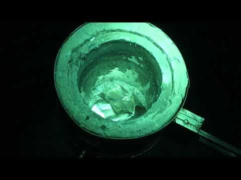 Solar metal smelting: Using sunlight to melt metal