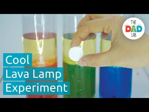 Lava lamp experiment with oil and water - home science