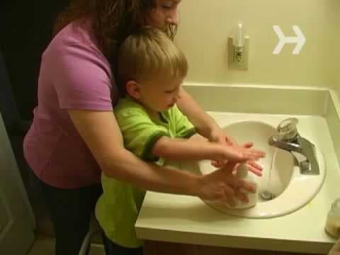 How to teach a toddler to wash their hands
