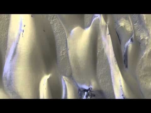 In search of water on Mars – Seasonal dark streaks on the Red Planet